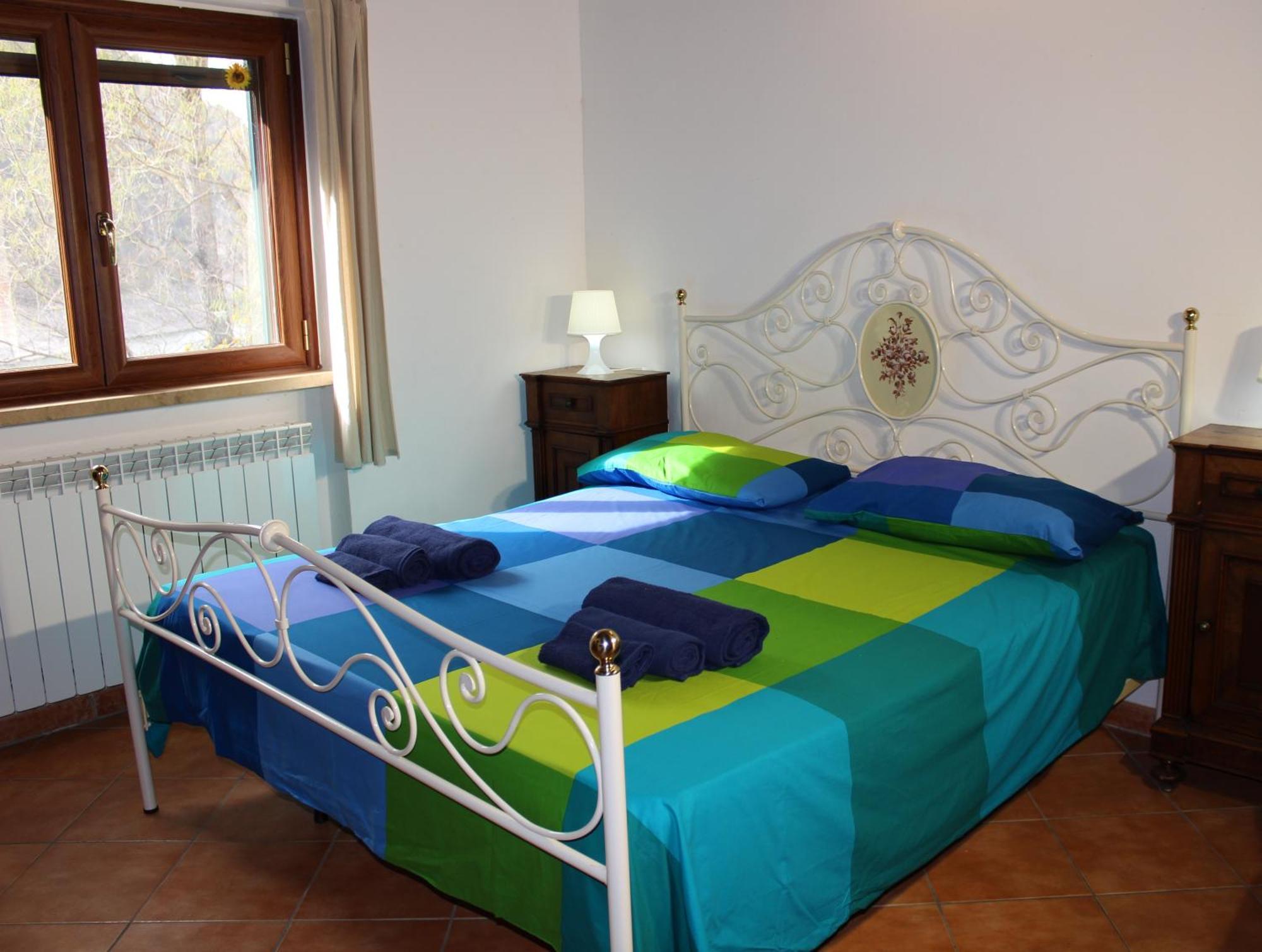 Agriturismo Incantesimo Del Lago Salto Varco Sabino Exteriör bild